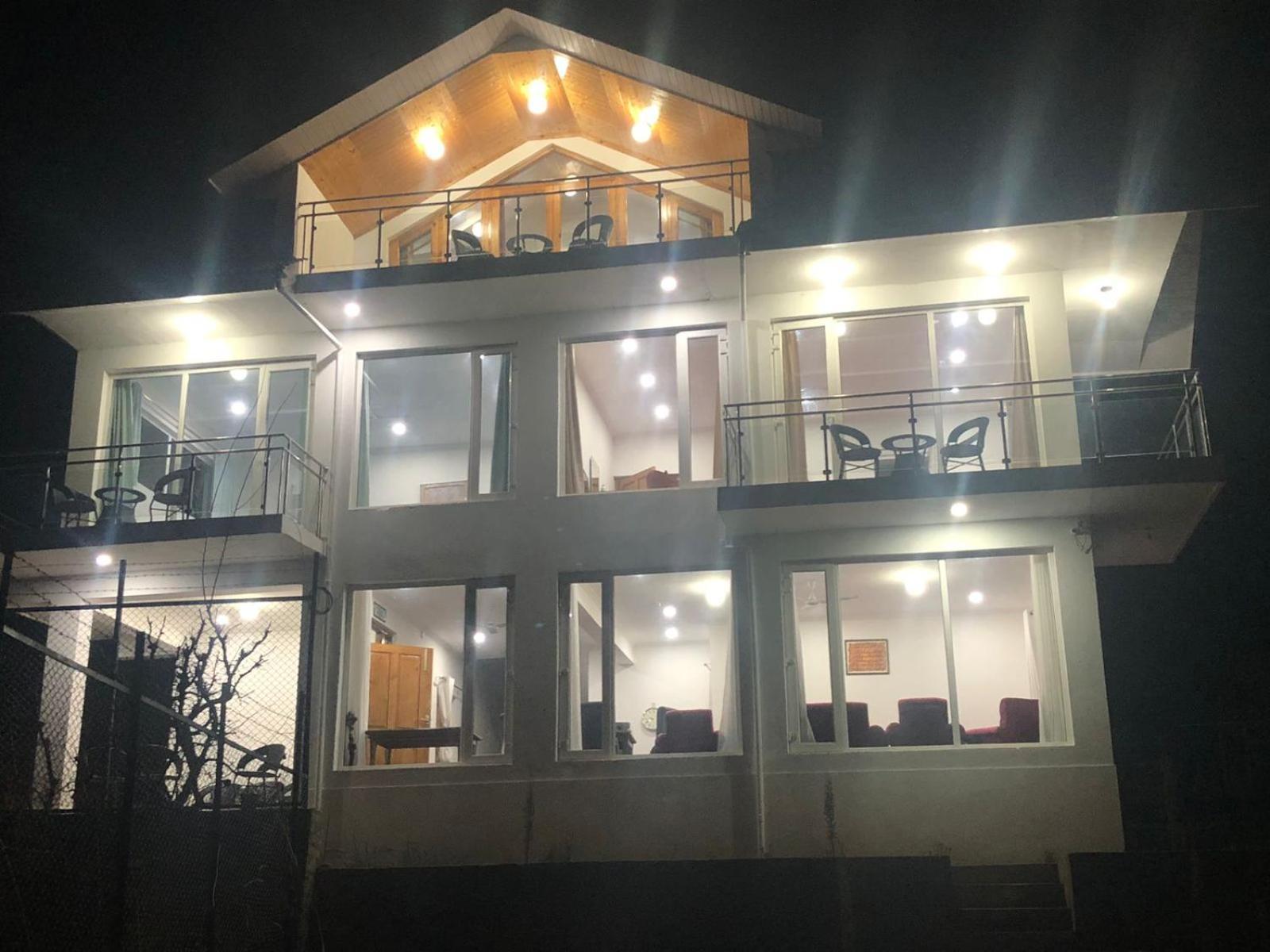 Sahil Lake View Srīnagar Extérieur photo
